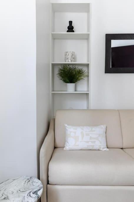 Montbrunalesia II Cosy Studio 2P Paris Luaran gambar